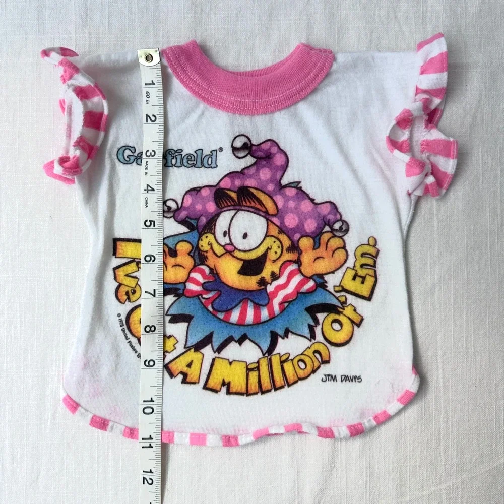 Vintage 80s Garfield Doll Shirt Bates-Jama Pink Ruffle Jester Toy Clothes 70s